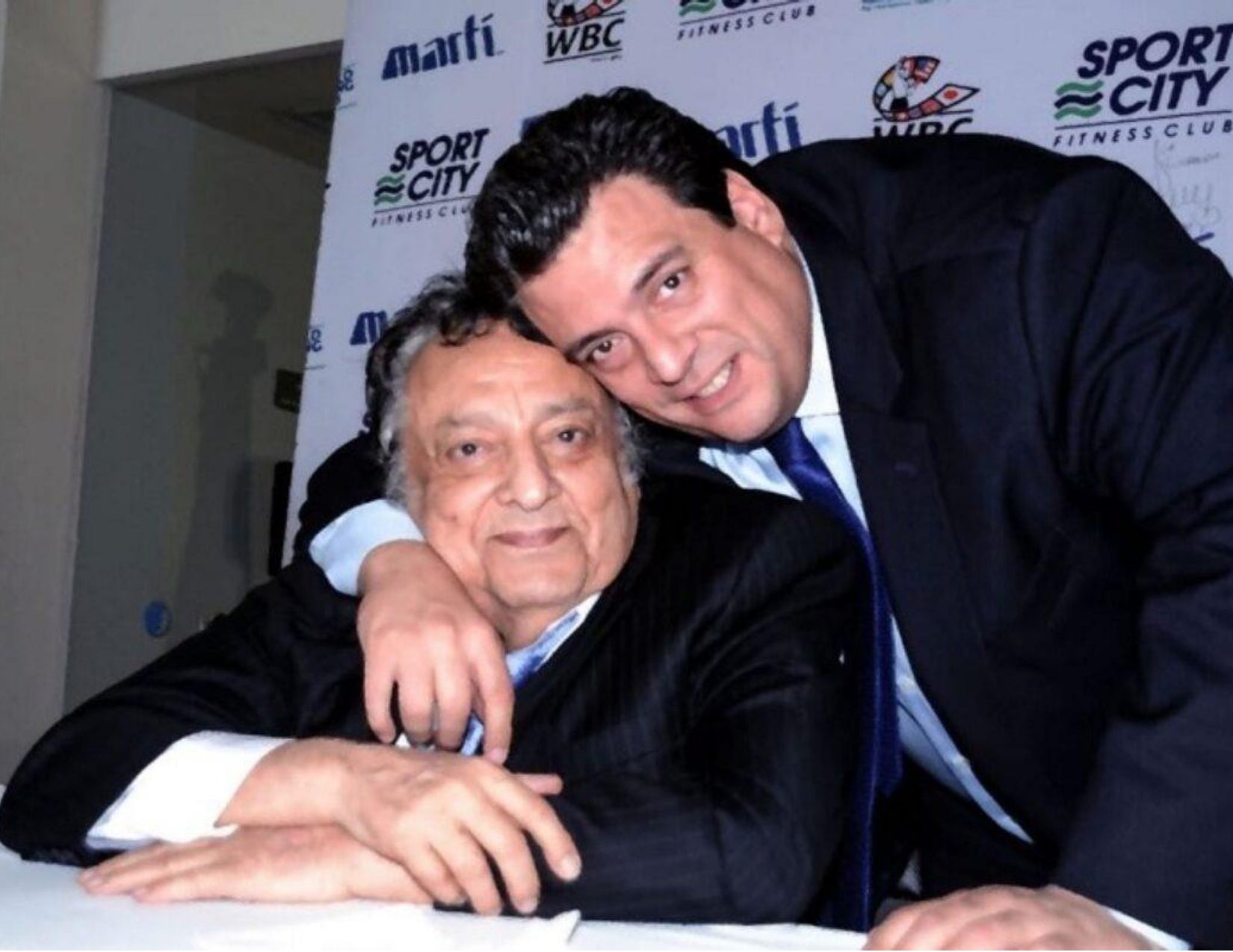 Mauricio Sulaimán, narra cómo vivió su infancia y adolescencia ligada al boxeo y lo que espera de la 60 convención anual del WBC.