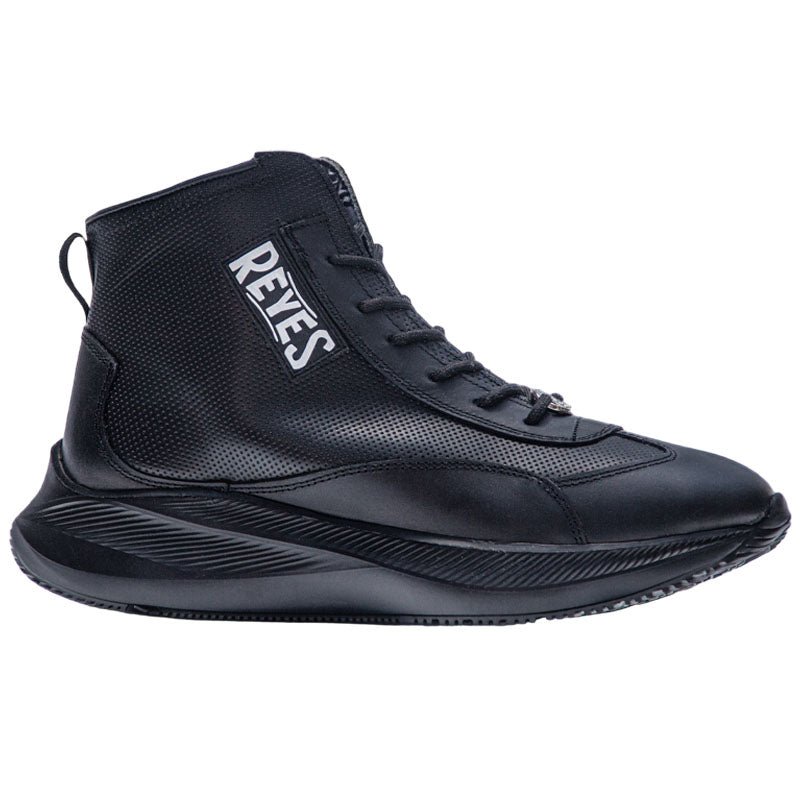 Bota corta "Black Out" en piel de res Cleto Reyes