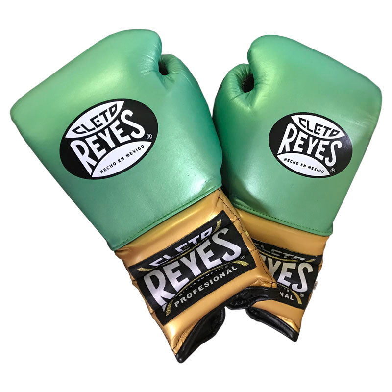 Guantes Cleto Reyes WBC para entrenamiento con agujeta en piel