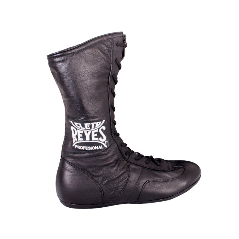 Cleto Reyes boots for boxer